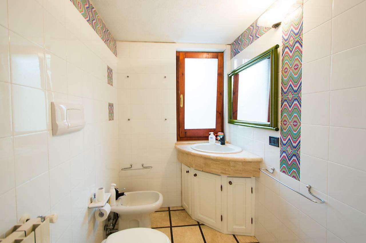 Casa Vacanze Rosa Maria Орозеи Екстериор снимка